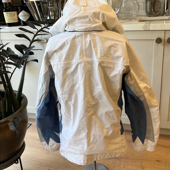 Columbia Vertex Interchange White Jacket with Blue Logo and trim removeable hood - Picture 9 of 15